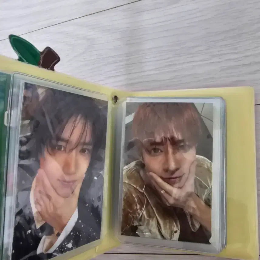 [BUNJANG] Applebat K-Pop Photocard Holder + 5 Photocards / 애뿔바투 포카홀더+오프라인포카5종