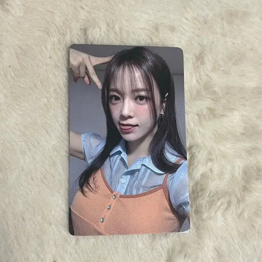 [BUNJANG] I.O.I Kim Sejeong Jump Up Photocard / 아이오아이 미공포 점프업 세정 포카 김세정