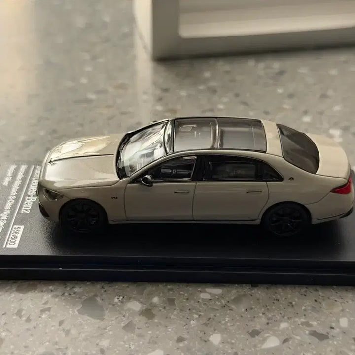 [BUNJANG] Arbox 1:64 W223 Maybach Mohave Silver Diecast Model / 1:64 Arbox W223 모하비 실버 마이바흐 다이캐스트