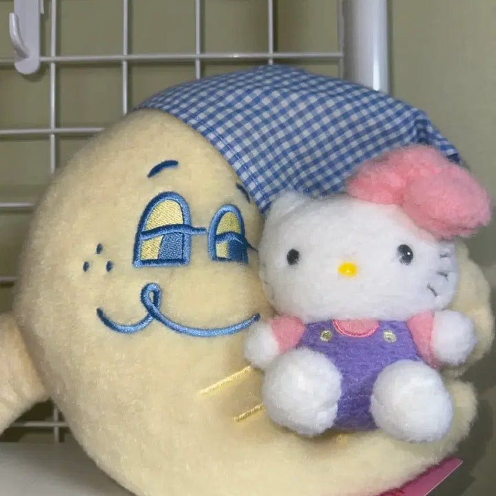 [BUNJANG] Neonmoon x Kitty Collaboration Doll / 네온문 키티 콜라보 인형
