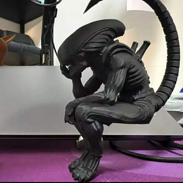 [BUNJANG] Alien Figurine for Display / 장식용으로 상당히 멋진 에일리언 1점 드립니다