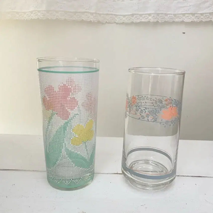 [BUNJANG] Vintage Flower Pattern Glass Cups (Set of 2) / 빈티지 유리잔 플라워 패턴 2종