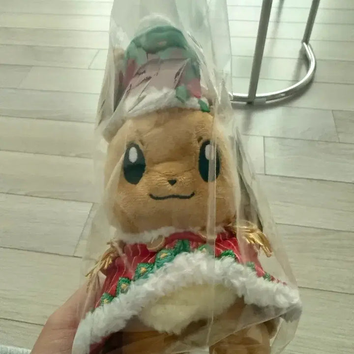 [BUNJANG] 2018 Christmas Eevee Medium Plush / 2018 크리스마스 이브이 중형 판매