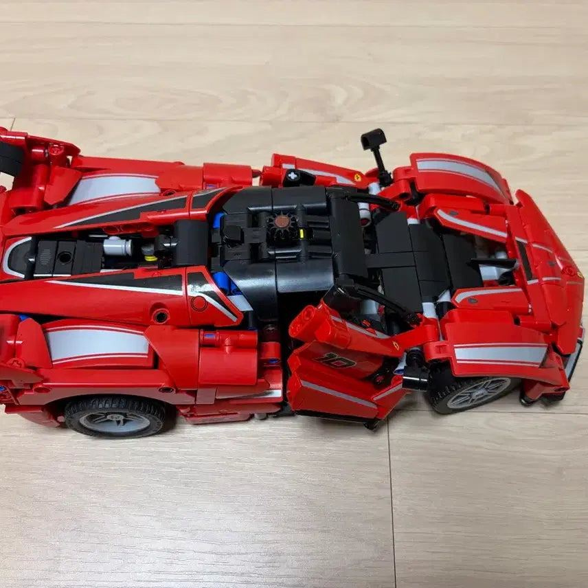 [BUNJANG] LEGO Technic Ferrari FXX K (42212) / 레고 페라리 42212 FXX K 판매합니다