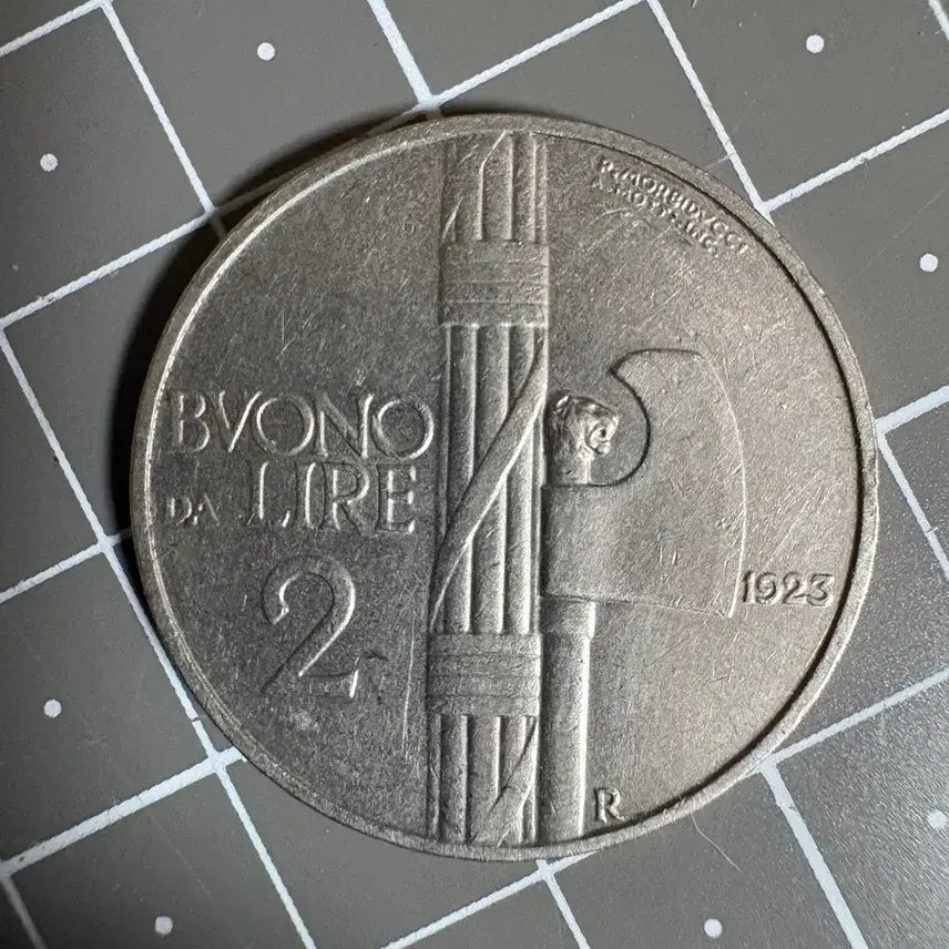 [BUNJANG] 1923 Italy Vittorio Emanuele III 2 Lire Coin / 1923 이탈리아 비토리오 에마누엘레 3세 2리라 주화