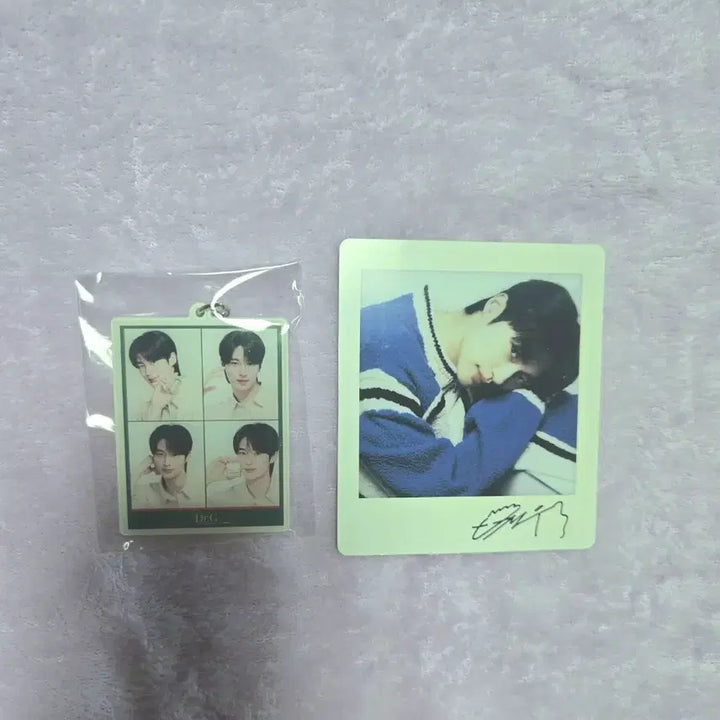[BUNJANG] Byun Woo Seok Dr.G Photocard Keychain + Paldo Bibimyeon Photocard / 변우석 닥터지 포토 키링+팔도 비빔면 포토 카드
