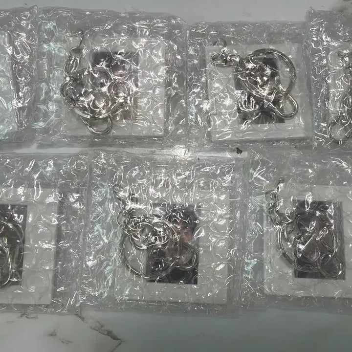 [BUNJANG] BTS Arirang Album &amp; Mount Keyring Bundle Set (Sealed) / [미개봉]방탄 아리랑 앨범&amp;마운트 키링 드볼 포함