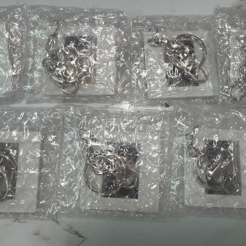 [BUNJANG] BTS Arirang Album &amp; Mount Keyring Bundle Set (Sealed) / [미개봉]방탄 아리랑 앨범&amp;마운트 키링 드볼 포함