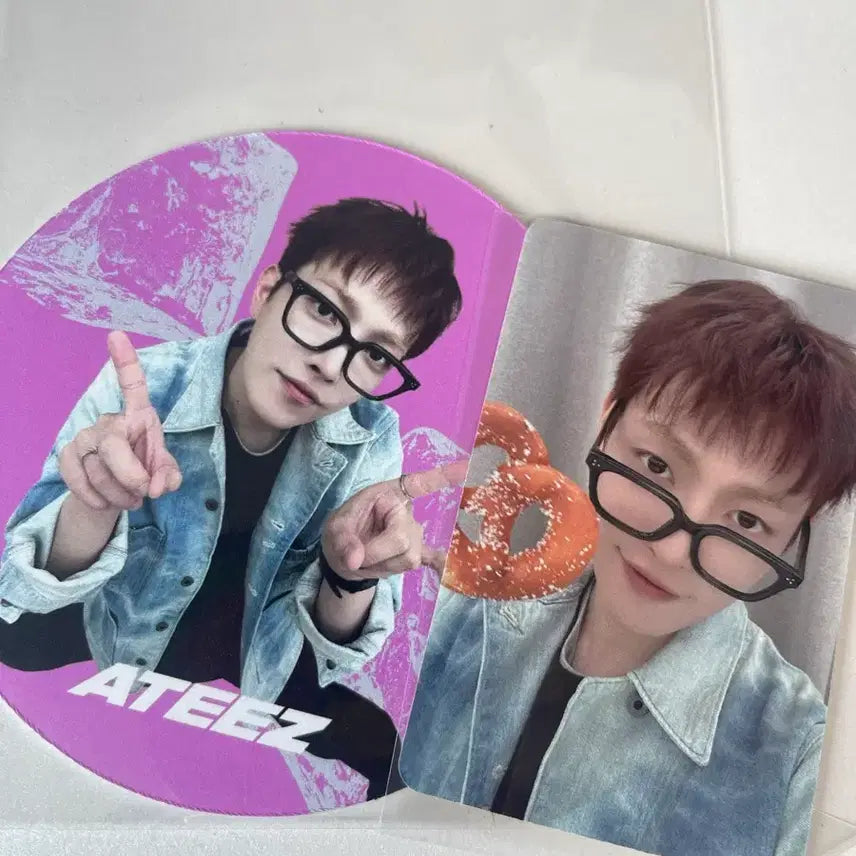 [BUNJANG] ATEEZ Hongjoong Apple Music Cafe Photocard and Coaster Set / 에이티즈 홍중 애플뮤직 카페 포토카드와 코스터 세트