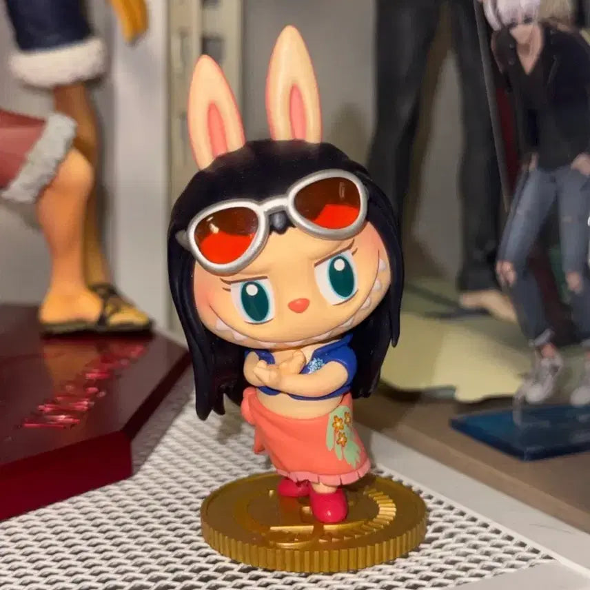 [BUNJANG] Popmart One Piece Nico Robin Figure / 최저가) 팝마트 원피스 니코로빈 피규어