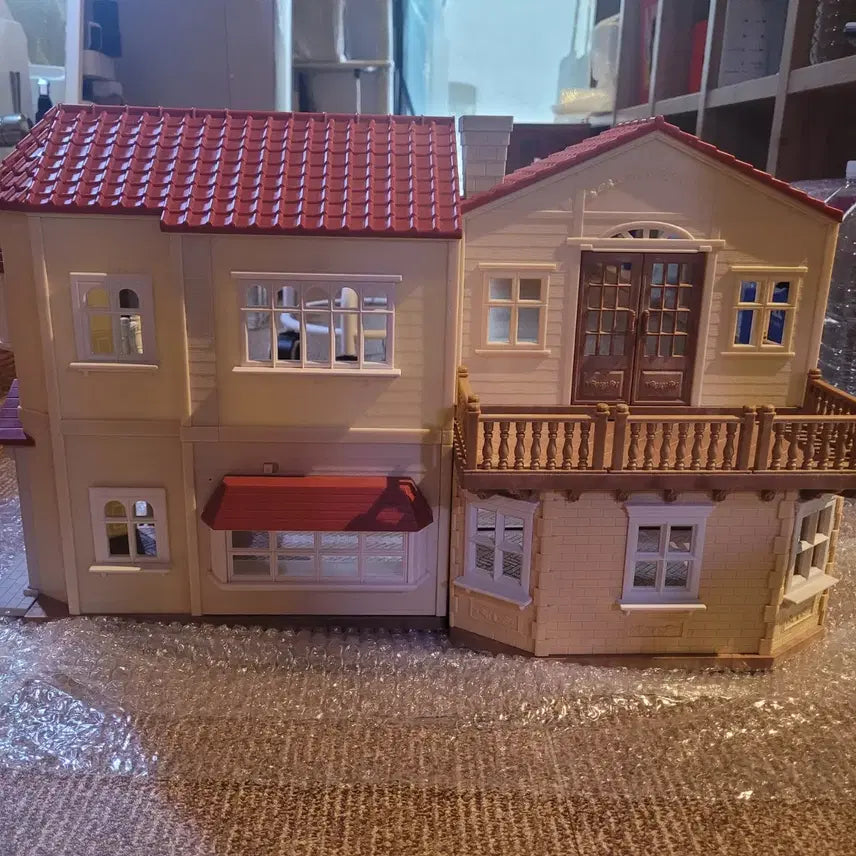 [BUNJANG] Sylvanian Families Red Roof Country House / 실바니안 빨간지붕 이층집