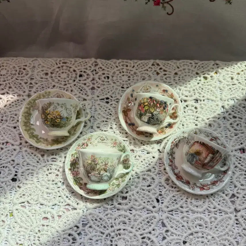 [BUNJANG] Royal Doulton Brambly Hedge Teacup Duo - Seasons Set / 브램블리 헷지 찻잔 듀오 사계절