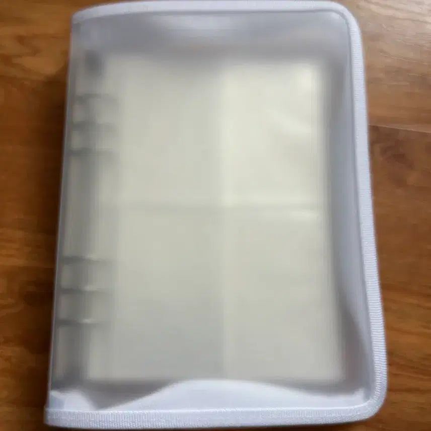 [BUNJANG] A5 Translucent Photocard Ticket Binder / A5 6공 반투명 포카 티켓 바인더