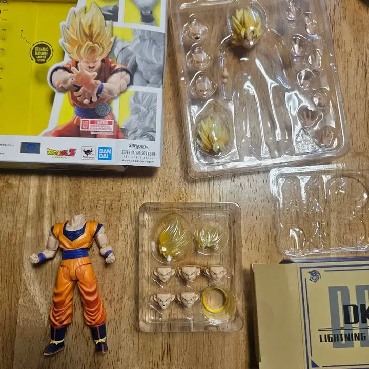 [BUNJANG] Dragon Ball SHFiguarts Super Saiyan 2 Goku Head + Battle of Gods Goku / shf 드래곤볼 DKO초사이어인2 손오공헤드+shf 결전의개막 손오공