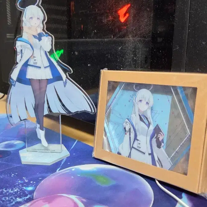 [BUNJANG] Ushio Noah Acrylic Standee Noble Art / 우시오 노아 아크릴스탠드 노블아트