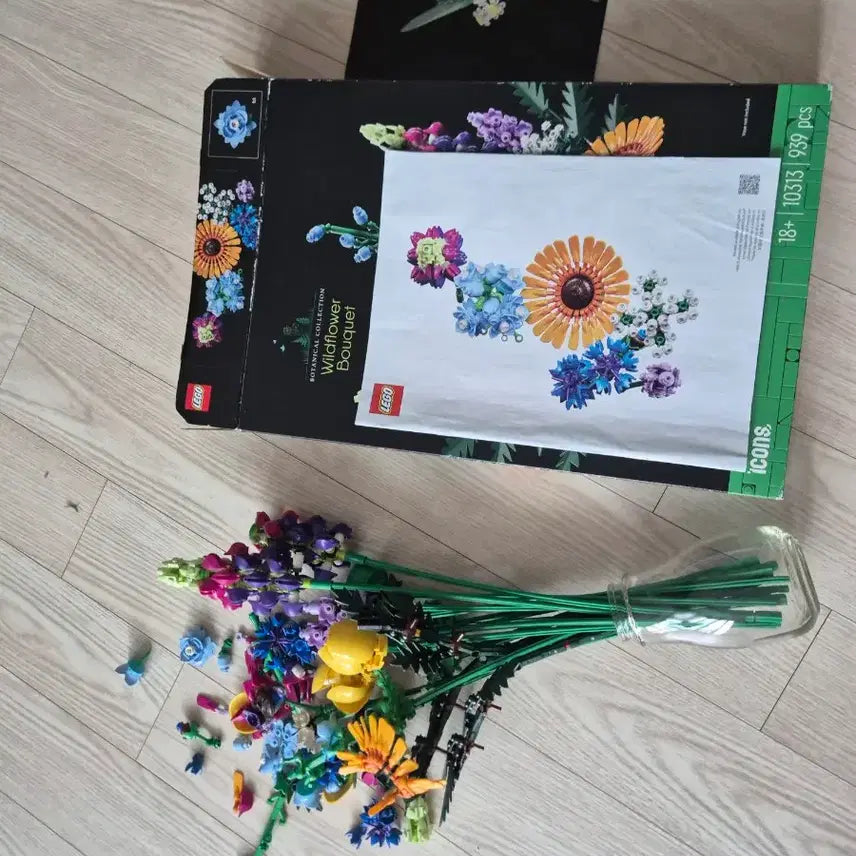 [BUNJANG] LEGO Flower Bouquet 10280, 10313 Set with Compatible 10280 Set / 레고 꽃다발 10280 10313 정품두세트 + 10280호환한세트팝니다