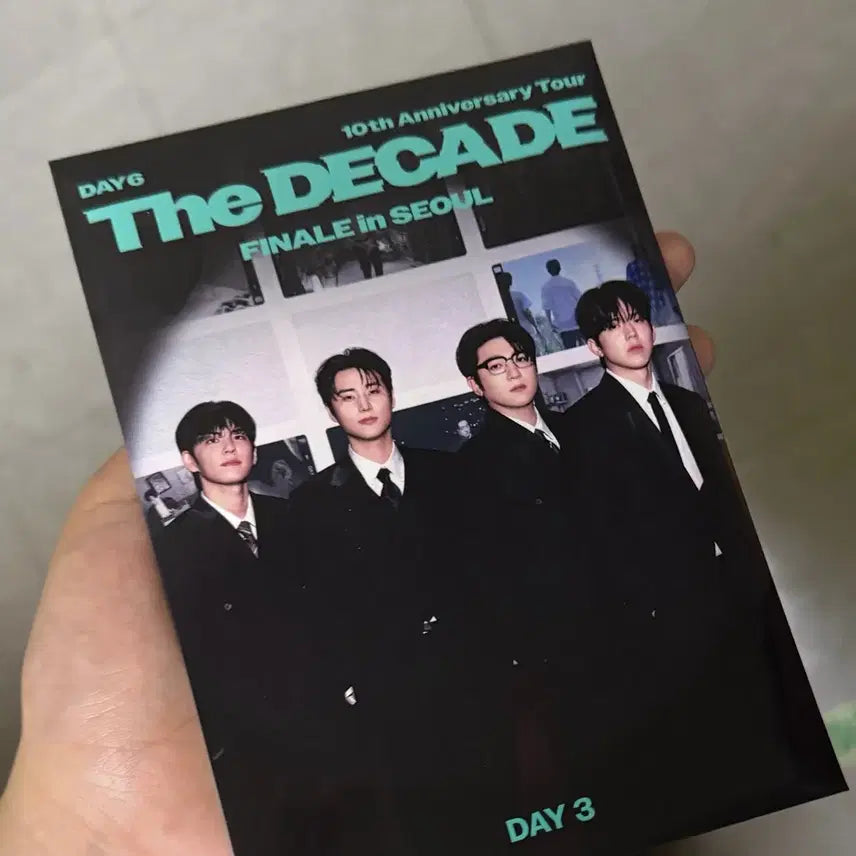 [BUNJANG] Day6 Decade Encore Concert Final Show Admission Photocard &amp; Gift Bundle Set (Sealed) / 데이식스 데식 데케이드 앙콘 막콘 입장포카 입장기프트