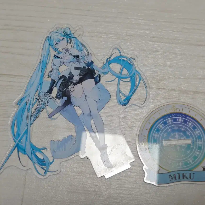 [BUNJANG] Hatsune Miku Acrylic Standee / 하츠네 미쿠 아크릴