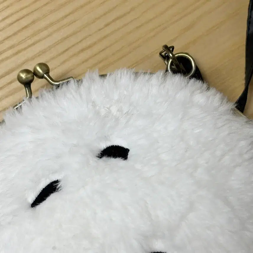 [BUNJANG] Universal Studios Japan Limited Edition Snoopy Coin Purse Bag / 유니버셜스튜디오 재팬 한정 usj 스누피 가마구치 가방 스누피 가방