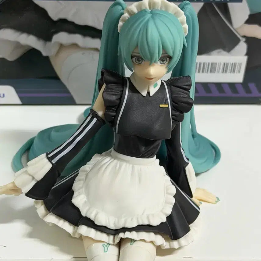 [BUNJANG] Hatsune Miku Sporty Maid Noodle Stopper Figure (Box Included) / 박스O) 하츠네 미쿠 피규어 스포티 메이드 누들스토퍼 양도