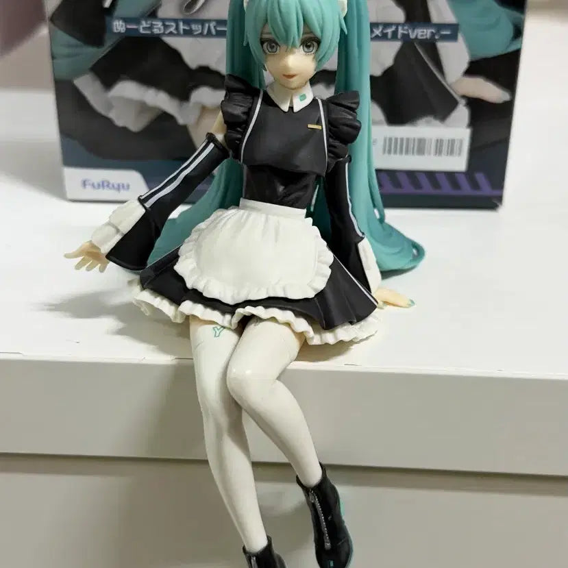 [BUNJANG] Hatsune Miku Sporty Maid Noodle Stopper Figure (Box Included) / 박스O) 하츠네 미쿠 피규어 스포티 메이드 누들스토퍼 양도
