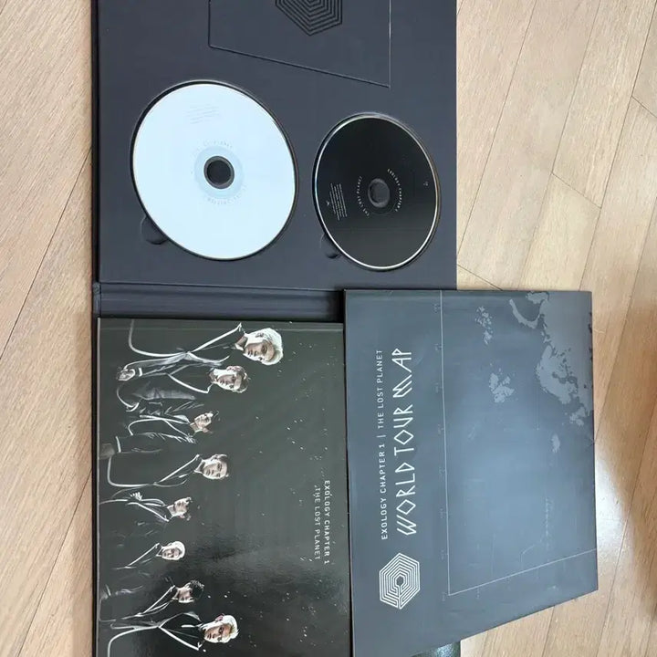 [BUNJANG] EXO Concert Album (Photobook) &amp; DVD Bundle Set / 엑소 콘서트 앨범(포토북)&amp;DVD 일괄