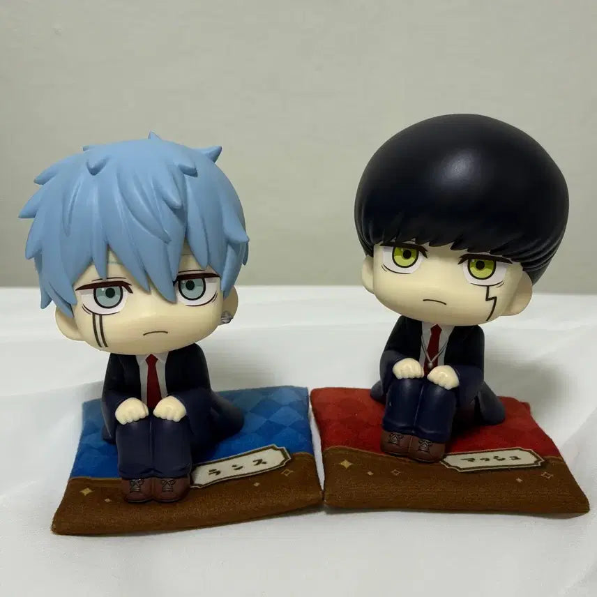 [BUNJANG] Mashle: Magic and Muscles Mash Burnedead Crown "Look Up" Nendoroid Gacha Figure with Cushion (Boxless) / 마슐 마슈 반데드 란스 크라운 특전 방석 포함 룩업 넨도 가챠 피규어