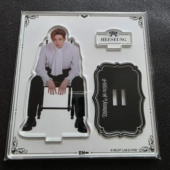 [BUNJANG] Enhypen Heeseung House of Vampires Acrylic Stand / 엔하이픈 희승 하우스오브뱀파이어 아크릴 스탠드
