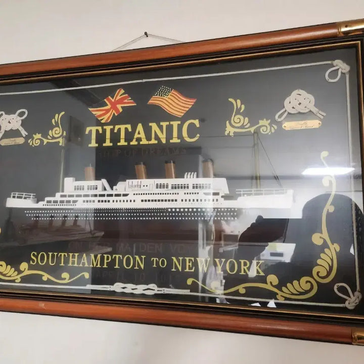 [BUNJANG] LUCKK Titanic 3D Handcrafted Glass Frame - European Origin / 타이타닉 입체 수공예 유리액자 유럽산