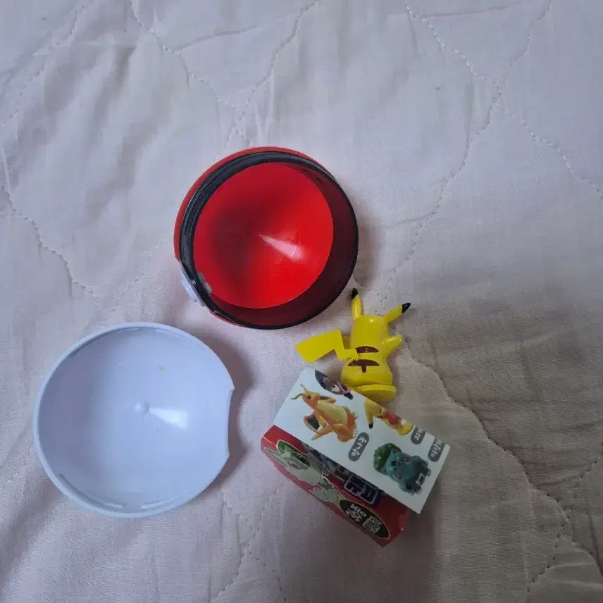 [BUNJANG] Pokemon 36 Types Gacha Figure Set with Monster Ball and Pikachu / 포켓몬스터 36종 가챠 피규어 캡슐 토이 몬스터볼 피카츄 판매