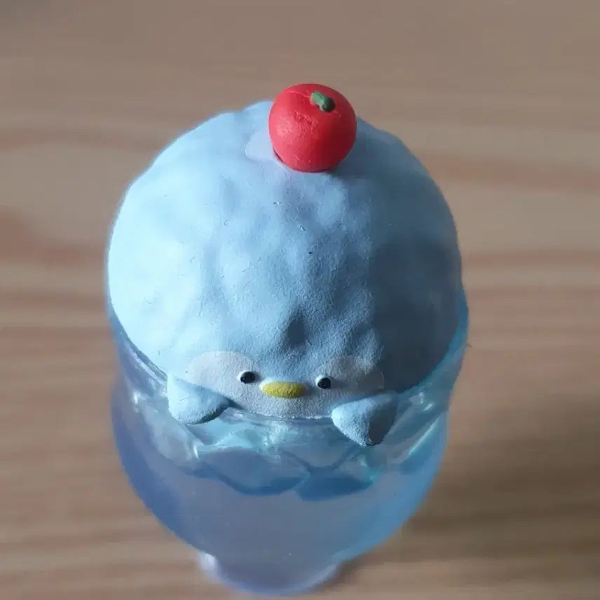 [BUNJANG] Penguin Soda Pop Figurine / 펭귄 모양 소다팝 피규어