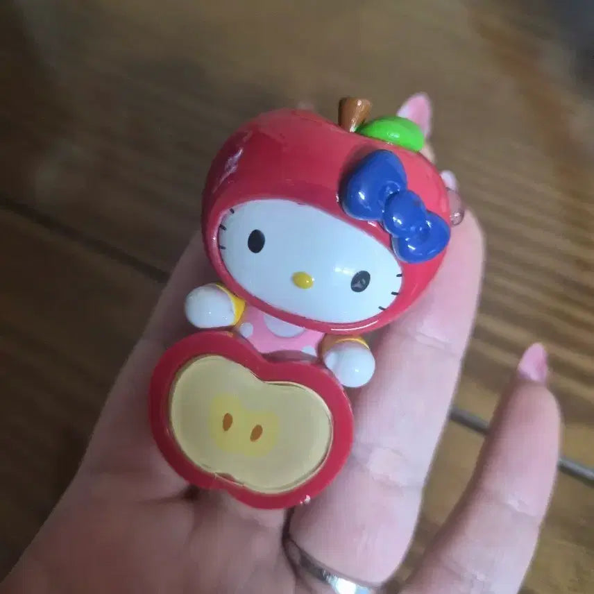 [BUNJANG] Sanrio Hello Kitty Apple Hyper Figure / 산리오 키티 사과 히퍼