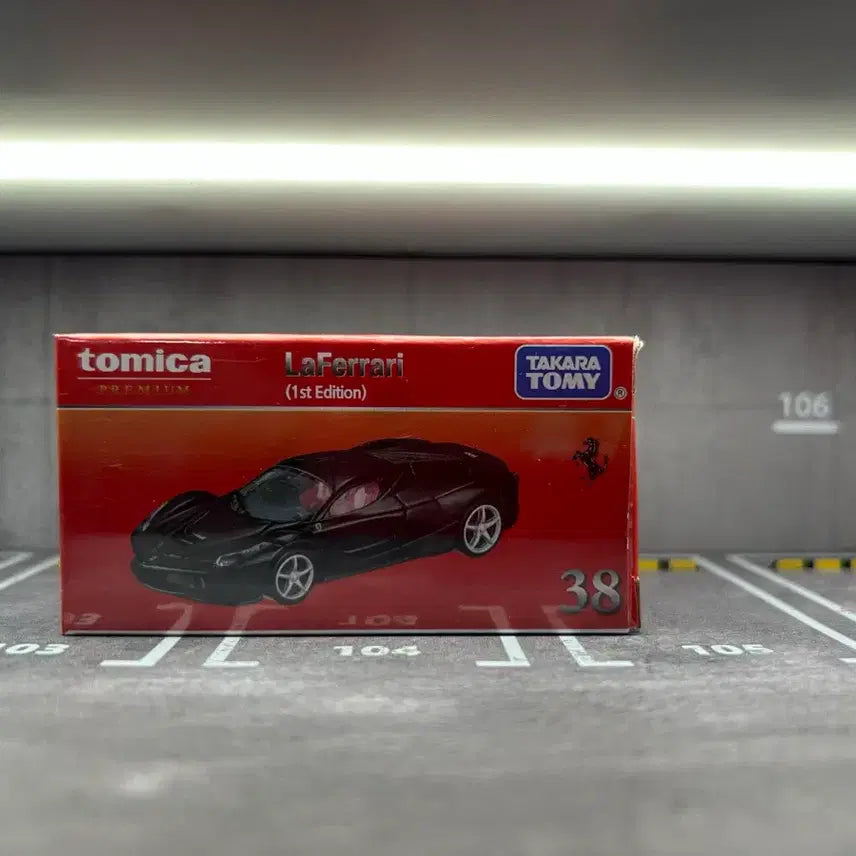 [BUNJANG] Tomica Premium 38 LaFerrari Nero Daytona (Limited Edition) / 토미카 프리미엄 38 라페라리 블랙 초회한정판 토미카 페라리