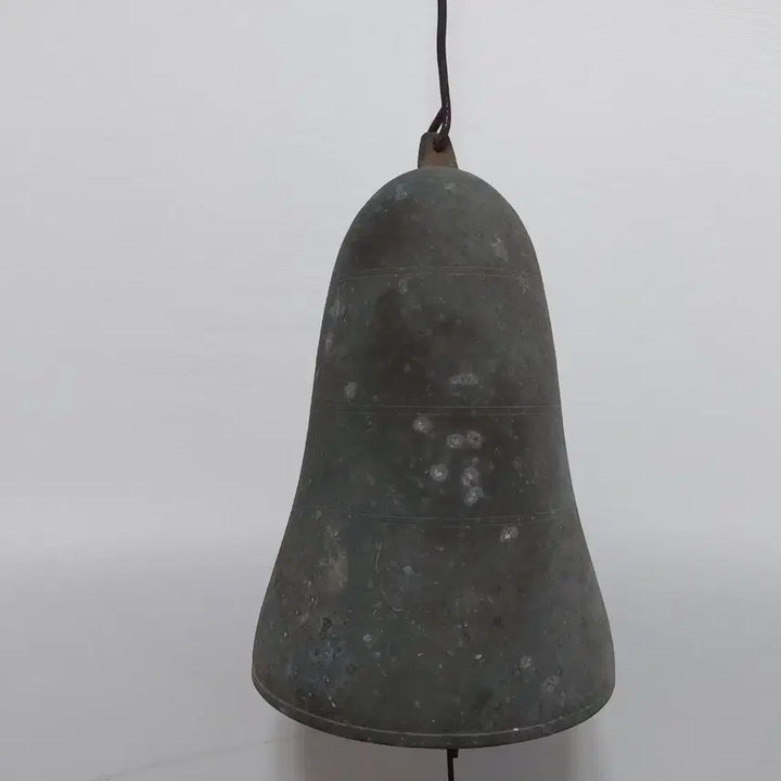 [BUNJANG] Antique Brass Wind Chime (Bungeo Jong) / 오래된 동 풍경종- 동종. 붕어종 . 민속품 . 만물당