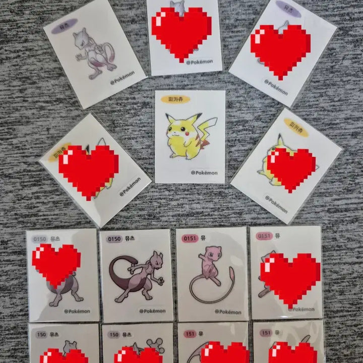 [BUNJANG] Pokemon Sticker Artwork Mewtwo / Mega / 포켓몬 띠부씰 아트워크 뮤츠 띠부실 <==>메가 띠부씰  교환.