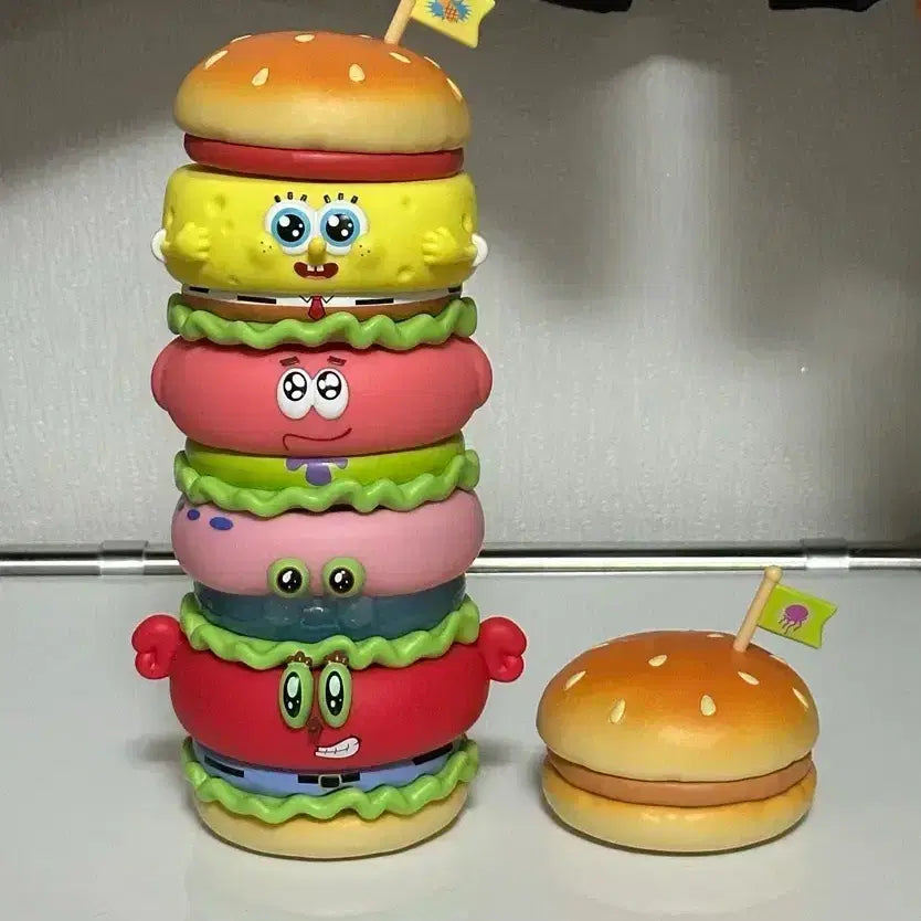 [BUNJANG] Pop Mart SpongeBob SquarePants Hamburger Mood Lamp Figure Set / 스폰지밥 스펀지밥 피규어 스펀지밥 무드등 스펀지밥 햄버거 스펀지밥 랜덤
