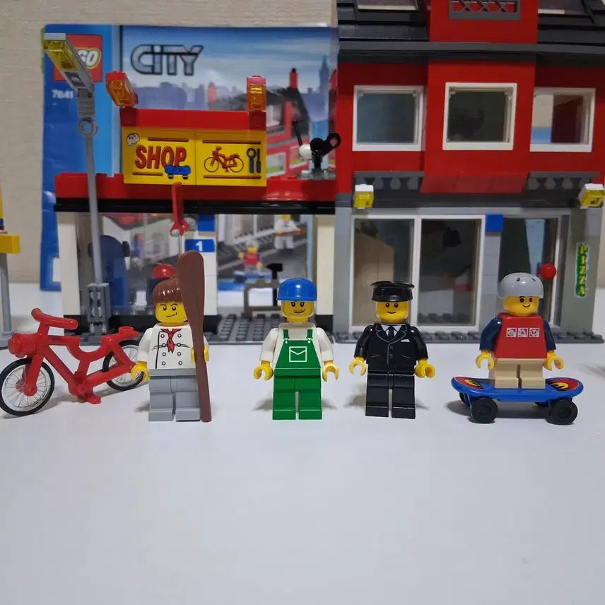 [BUNJANG] LEGO City 7641 Shop &amp; Bus Set / 레고 시티 7641 상점 버스 포함