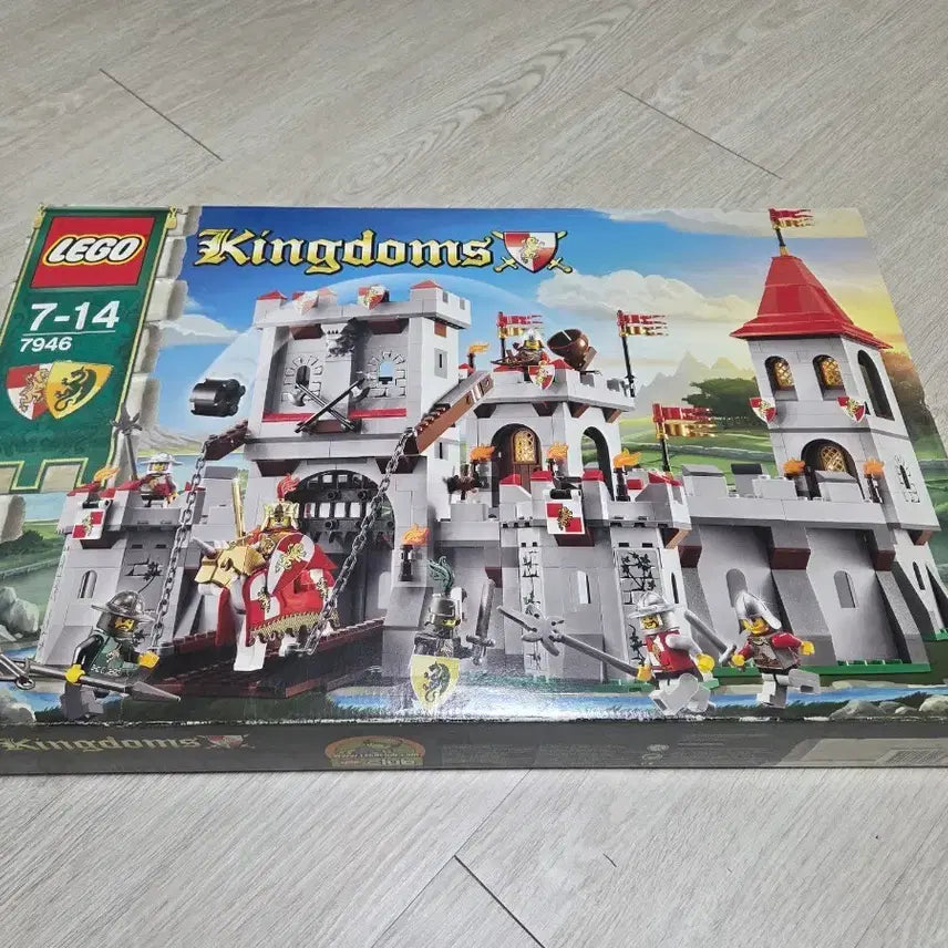 [BUNJANG] LEGO Kingdoms Medieval Castle 7946 (Sealed) / 레고 킹덤 중세성 7946 미개봉 새제품