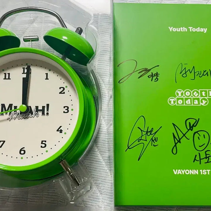 [BUNJANG] Vayonn EP.1 Youth Today Signed Album / 베이온 Vayonn EP.1 Youth today 친필싸인 앨범 프로모