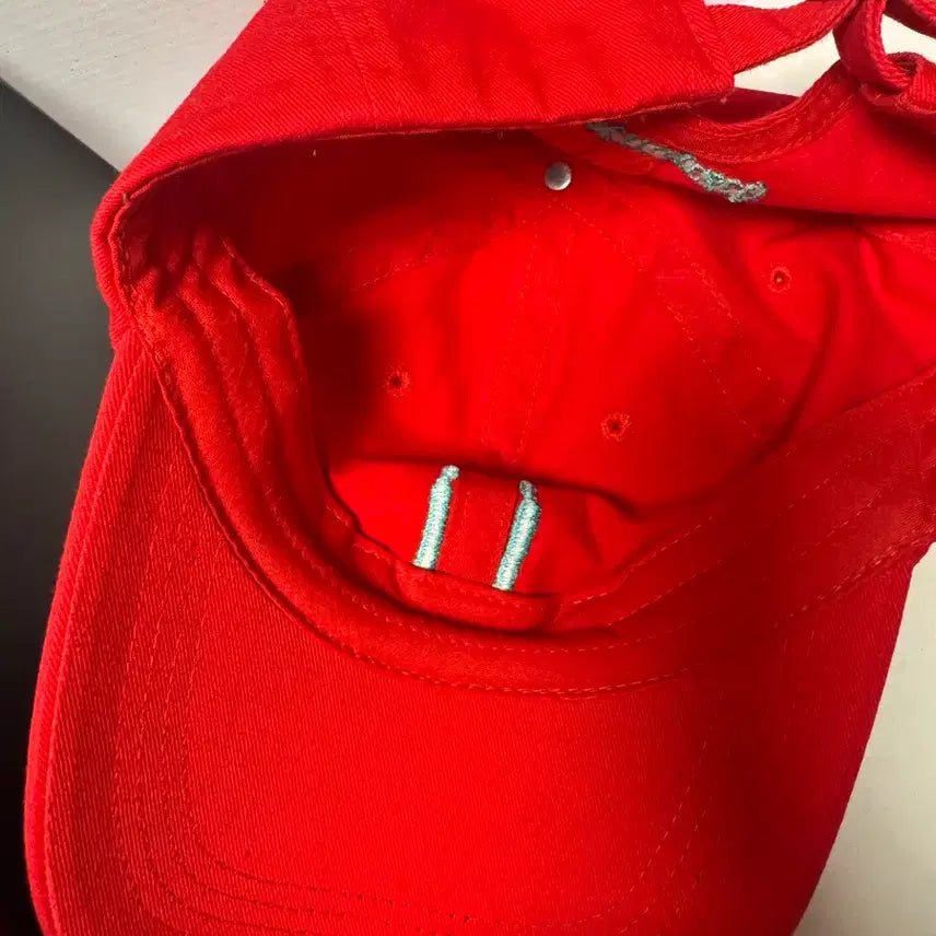 [BUNJANG] G-Dragon WEVERSE MANIFESTO Red Baseball Cap / 지디 위버맨시모자