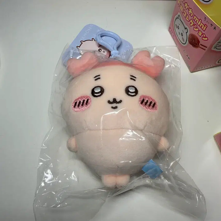 [BUNJANG] Chiikawa Fukuoka Pop-up Bookstore (Kani) Plush - First Edition, Sealed / 후쿠오카 치이카와 팝업 카니 헌책방 초판