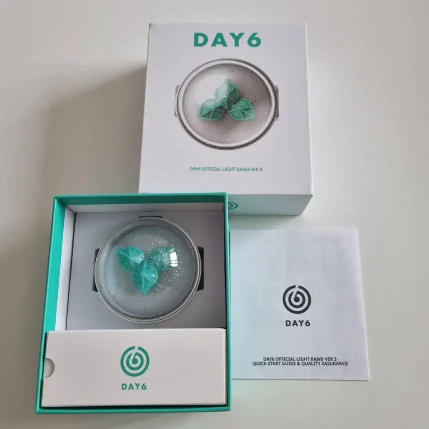 [BUNJANG] DAY6 Madewatch Ver. 3 Lightstick / 데이식스 응원봉 마데워치 ver.3