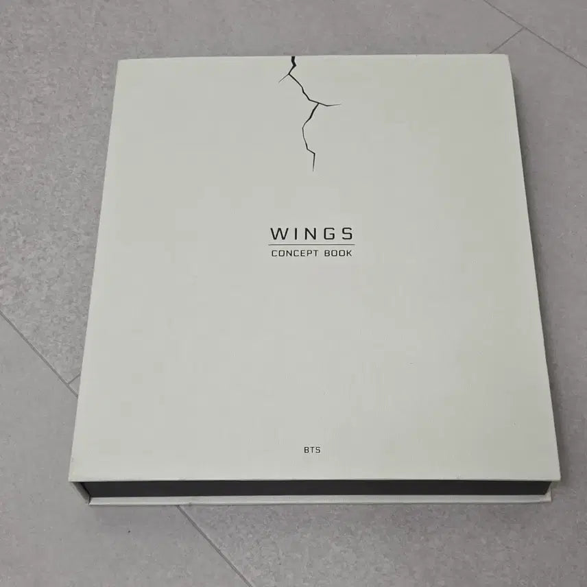 [BUNJANG] BTS Concept Book Jin / 방탄소년단 bts 윙즈컨셉북 진 포카 포함