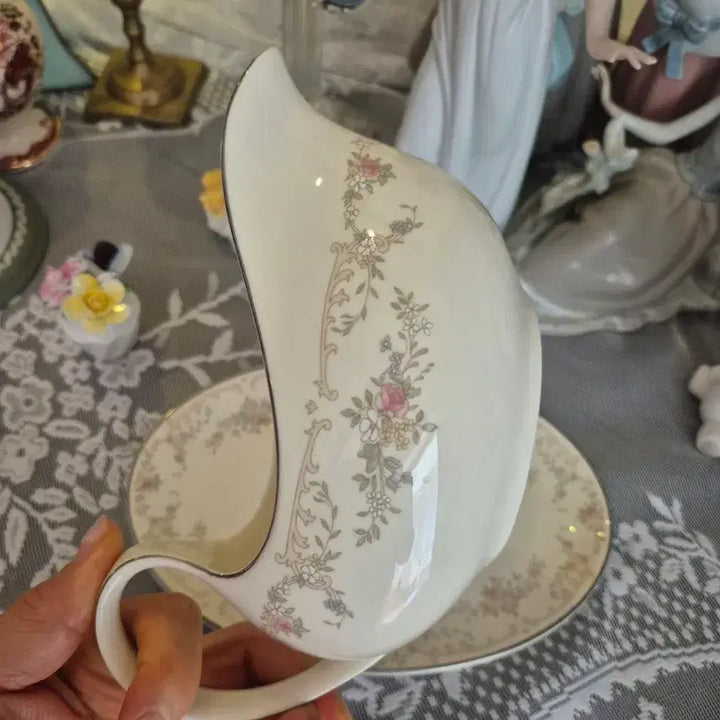 [BUNJANG] Royal Doulton Diana Gravy Boat Set / 로얄돌턴 다이애나 그래비보트셋트
