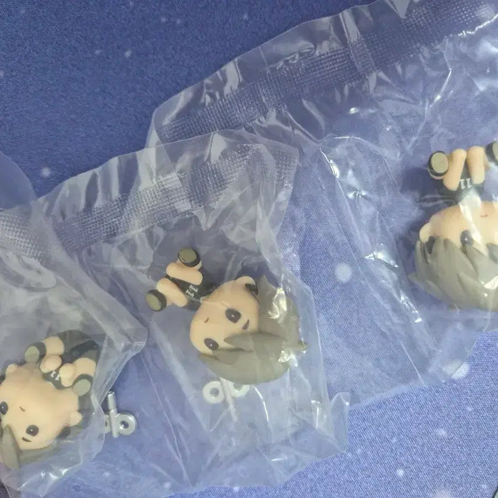 [BUNJANG] Haikyu!! Osamu Miya Pet Bottle Cap Standee &amp; Can Badge Bundle / 하이큐 페닷토 오사무, 오사무 캔뱃지 일괄 0.75