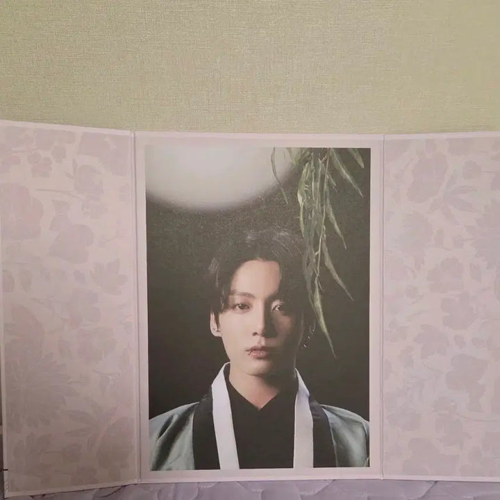 [BUNJANG] BTS Jungkook Dalmajung Premium Photo Unsealed / 정국 달마중 프리미엄 포토 (개봉)