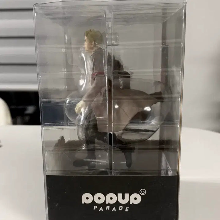 [BUNJANG] Attack on Titan Reiner Pop Up Parade Figure / 진격의 거인 라이너 팝업 퍼레이드 피규어