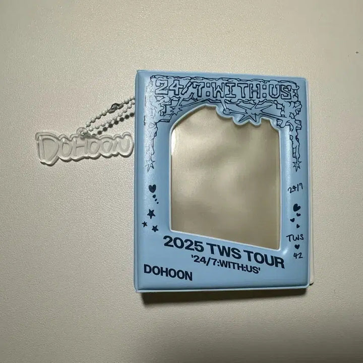 [BUNJANG] TWS Dohyun Mini Binder 2025 Concert Goods / 투어스 TWS 도훈 미니 바인더 (2025 콘서트 굿즈)