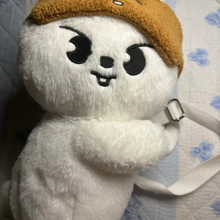[BUNJANG] Stray Kids Lee Know Ribbit Plush Backpack Bag Charm / 스키즈 리노 리빗 플러시 백 클로스 백 굿즈 양도