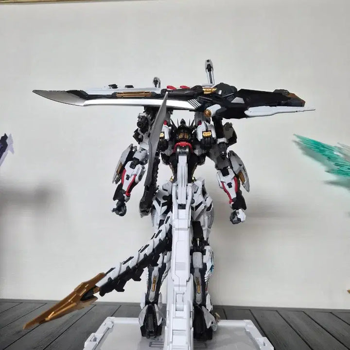[BUNJANG] Infinite Divine Power Fenrir Pre-assembled Model / 무한신성 펜리르 가조립 판매